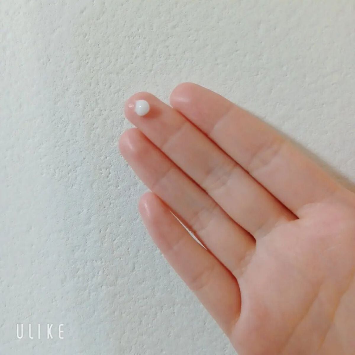 リンクルホワイトアイクリーム/CEZANNE/アイケア・アイクリームを使ったクチコミ(3枚目)