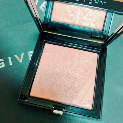 タン・クチュール・シマー・パウダー/GIVENCHY/プレストパウダーを使ったクチコミ(1枚目)