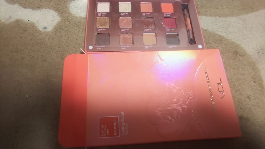 Expert Color Eye Book 6.4 /VDL/アイシャドウパレットを使ったクチコミ(1枚目)