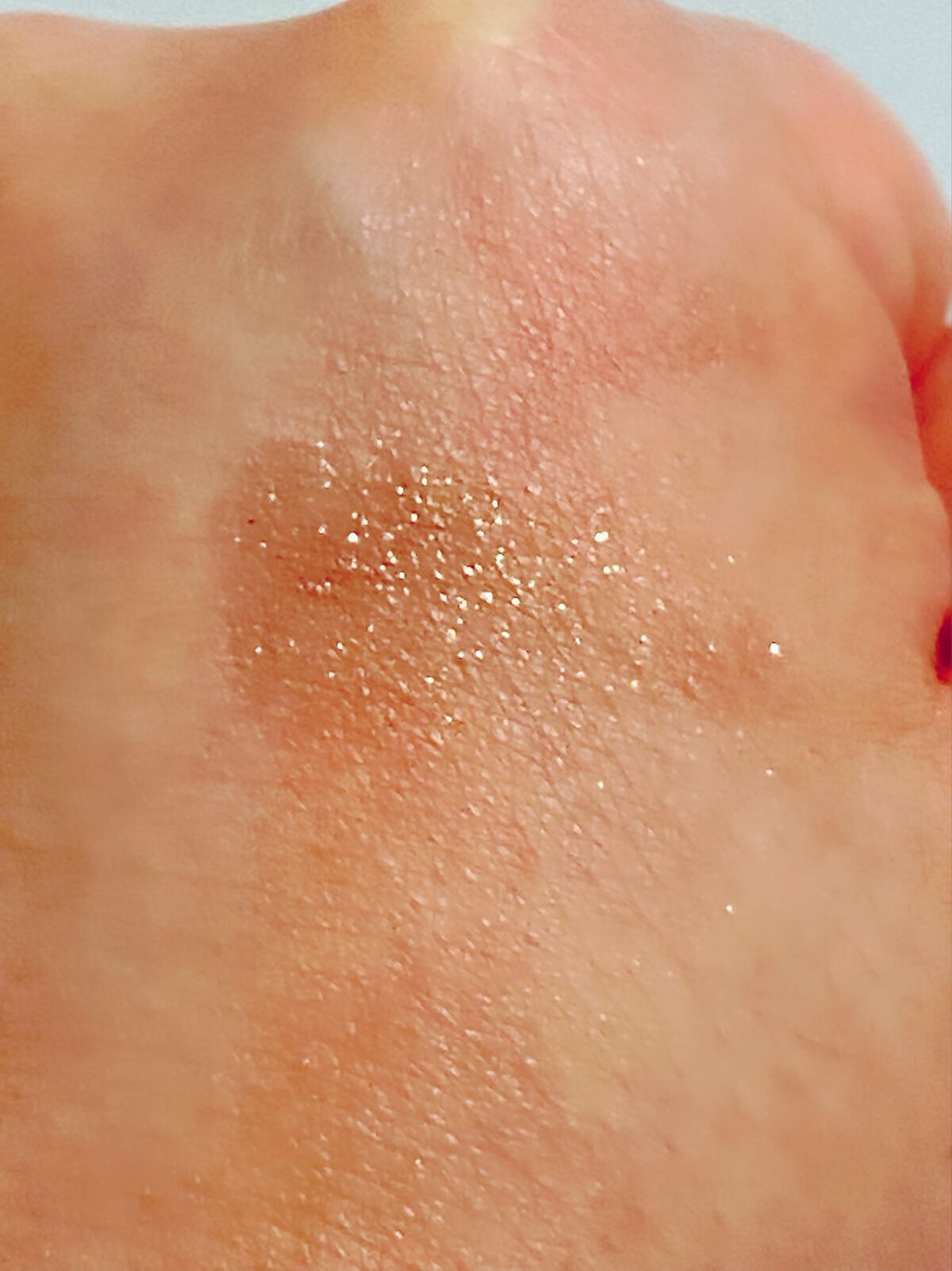 フーミー シングルラメシャドウ/WHOMEE/単色アイシャドウを使ったクチコミ（3枚目）