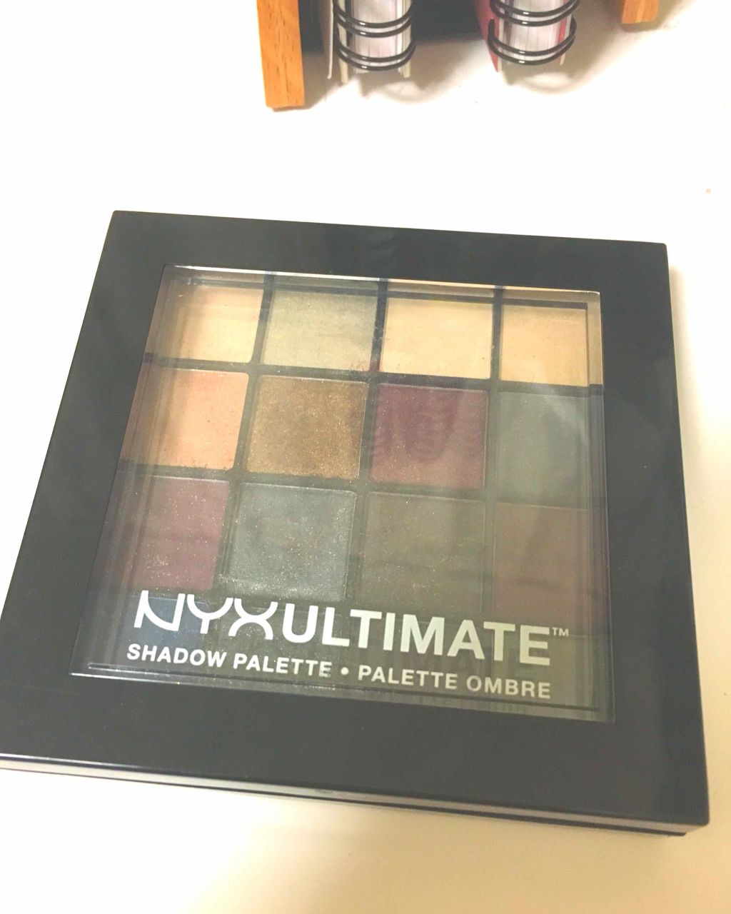 UT シャドウ パレット ミックス フィニッシュ/NYX Professional Makeup/アイシャドウパレットを使ったクチコミ（1枚目）