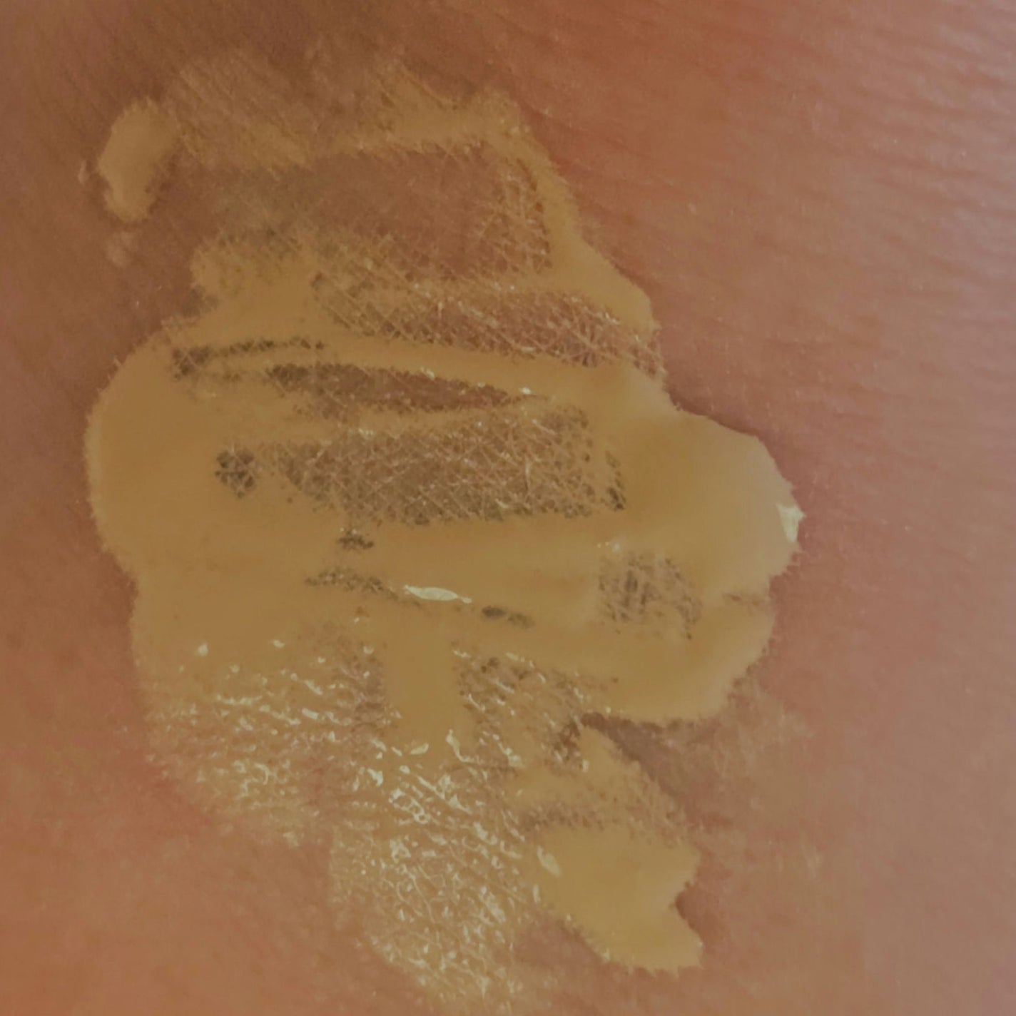 クレ・ド・ポー ボーテ タンフリュイドエクラ ナチュレル/クレ・ド・ポー ボーテ/リキッドファンデーションを使ったクチコミ(3枚目)