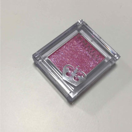 プリズム パウダーアイカラー/リンメル ロンドン/単色アイシャドウを使ったクチコミ(1枚目)