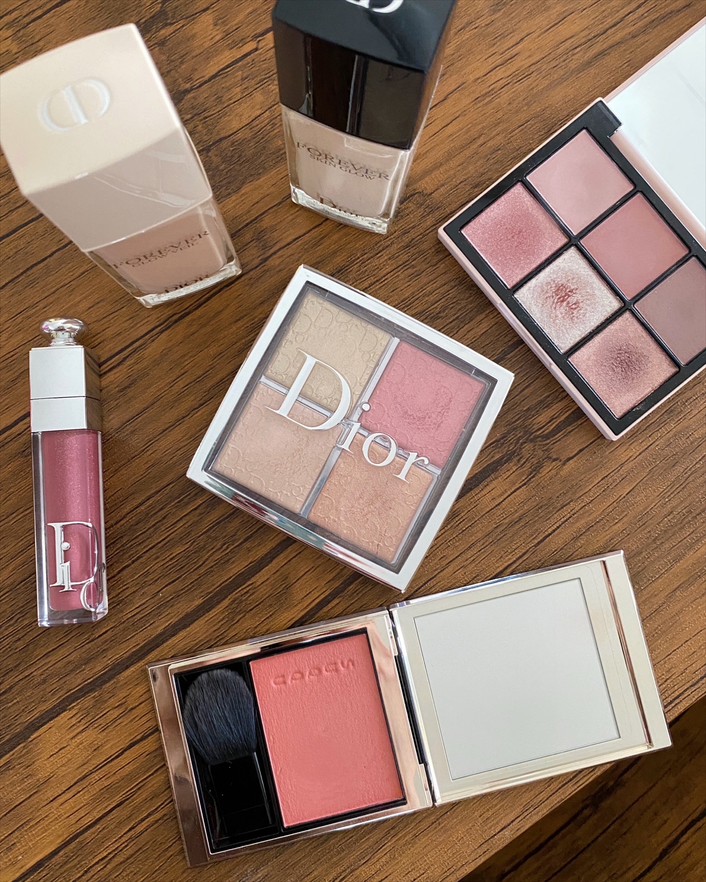 【旧】ディオール バックステージ フェイス グロウ パレット/Dior/ハイライトを使ったクチコミ（1枚目）