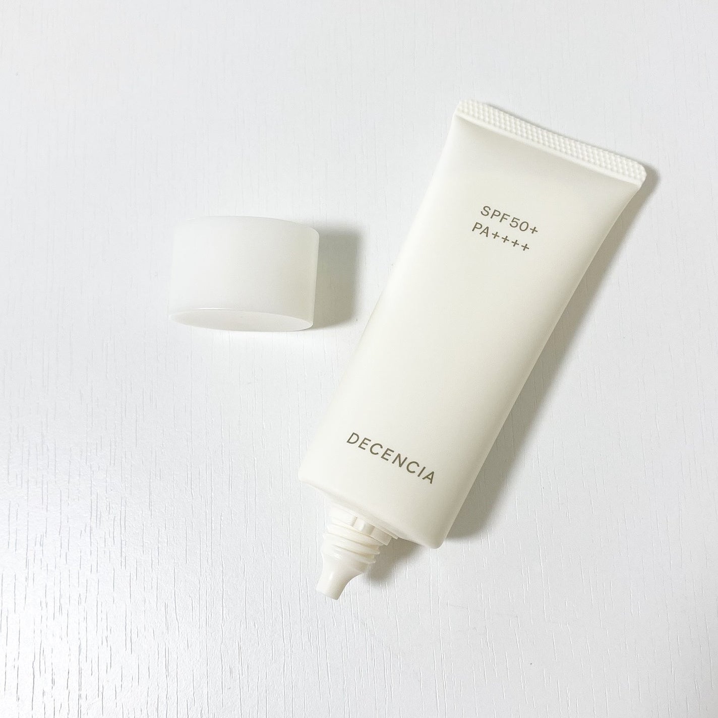 ディセンシア フローレス UVプロテクター/DECENCIA/日焼け止めローションを使ったクチコミ(2枚目)