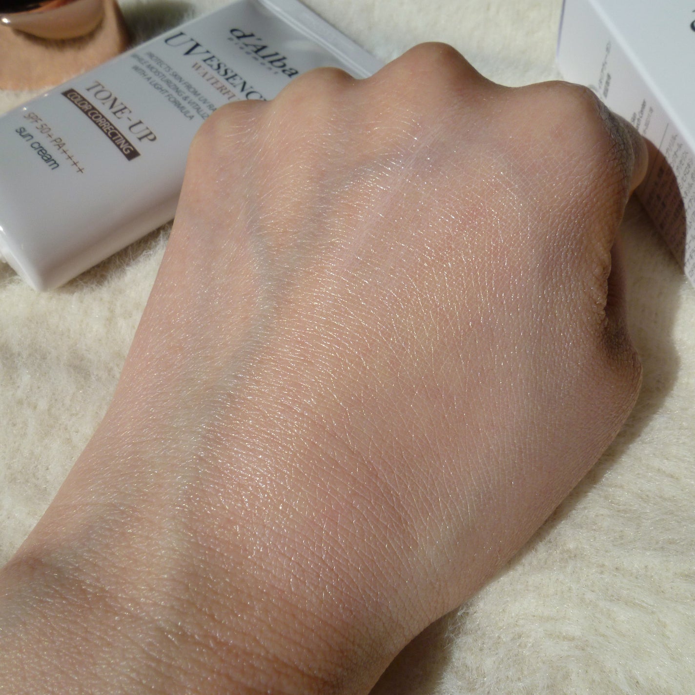 ウォータフルトーンアップサンクリーム/ダルバ/日焼け止めクリームを使ったクチコミ(3枚目)