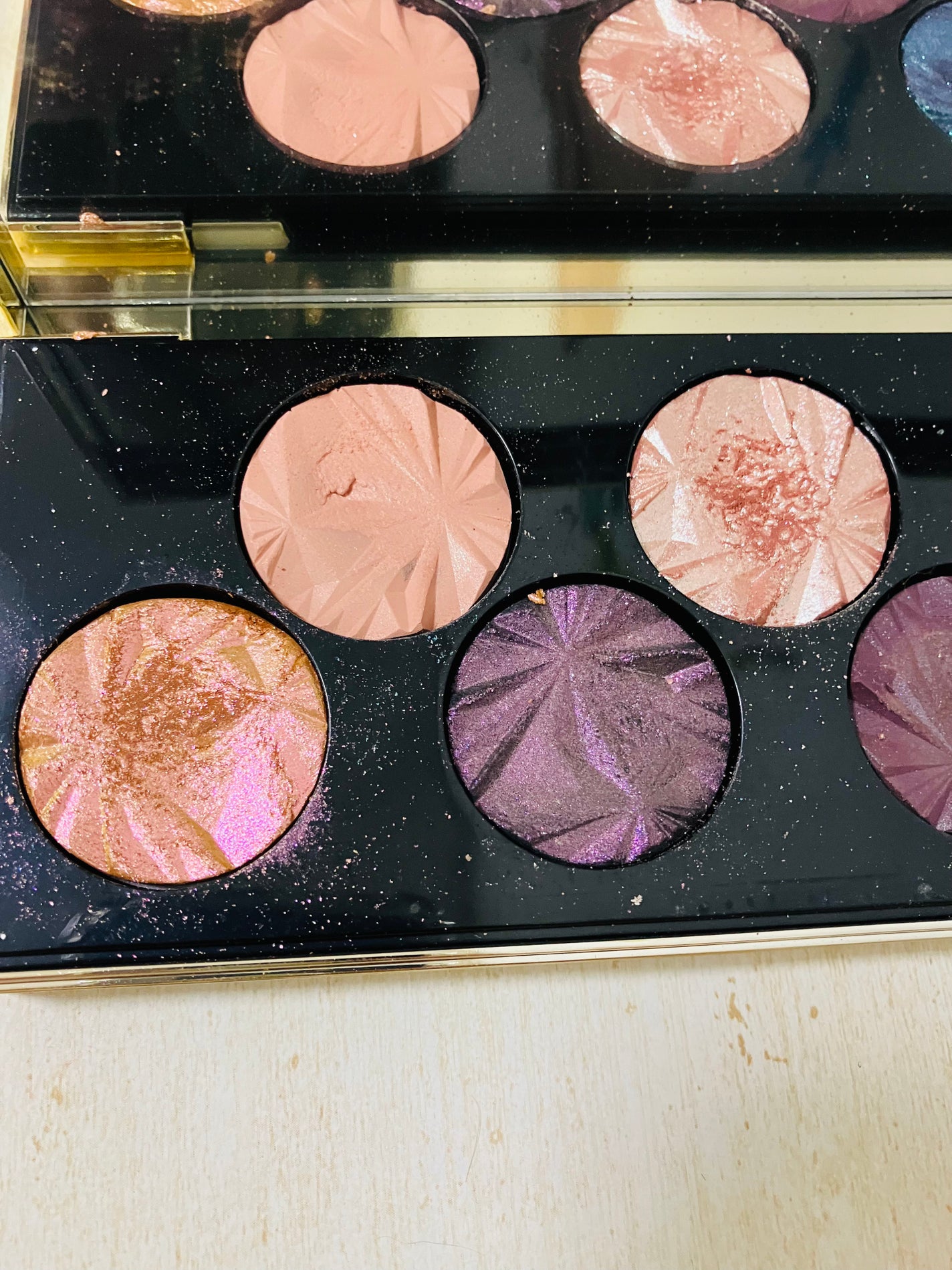 ゴールデン スリッパー アイシャドウ パレット/BOBBI BROWN/アイシャドウパレットを使ったクチコミ(2枚目)