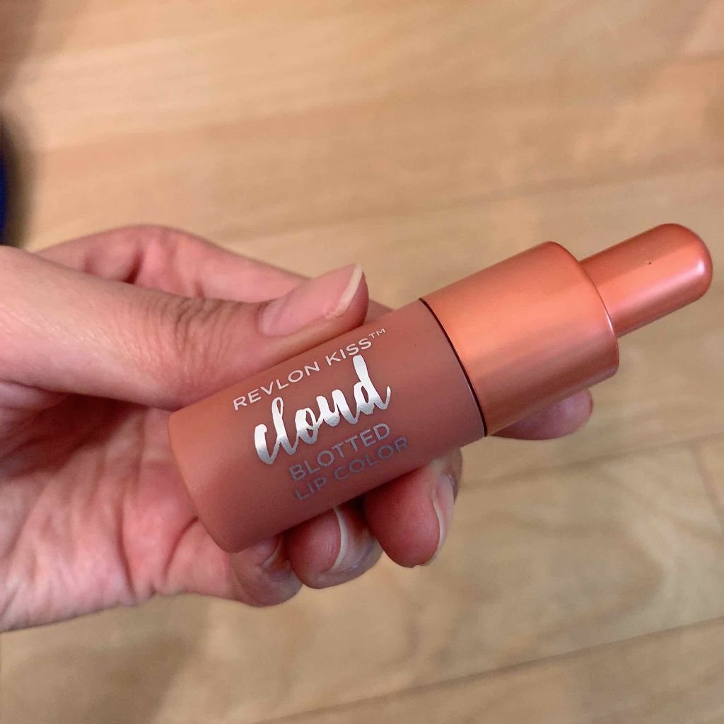 キス クラウド ブロッテッド リップ カラー/REVLON/口紅を使ったクチコミ（1枚目）