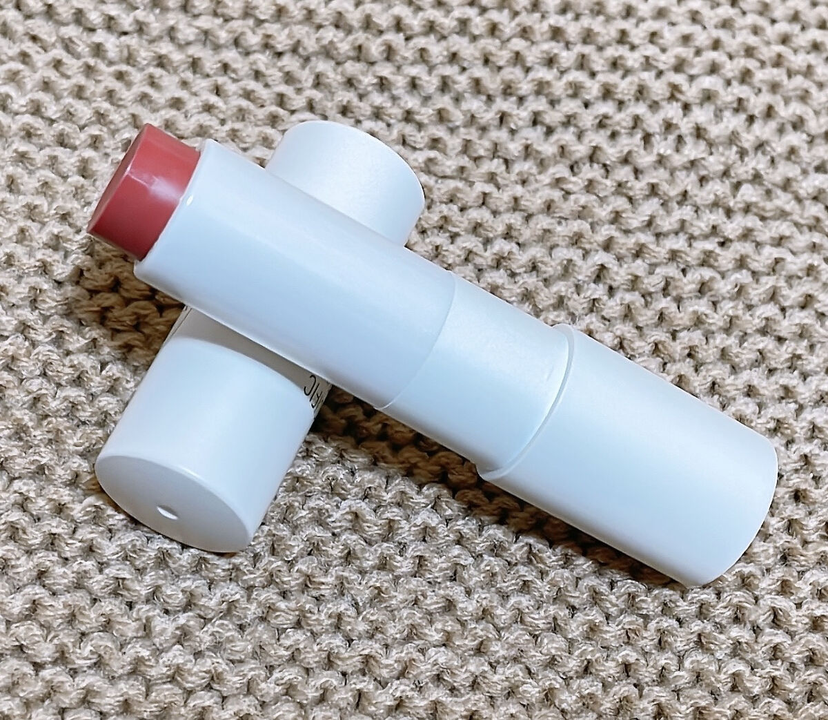 VEGAN LIP GLOW/NACIFIC/リップバームを使ったクチコミ（3枚目）