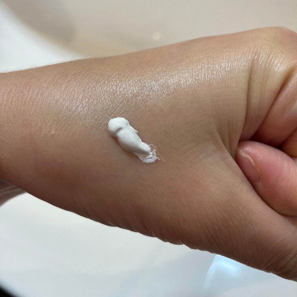 プレミアムエモーショナルファンデーション/LEI PARUFY/リキッドファンデーションを使ったクチコミ(2枚目)