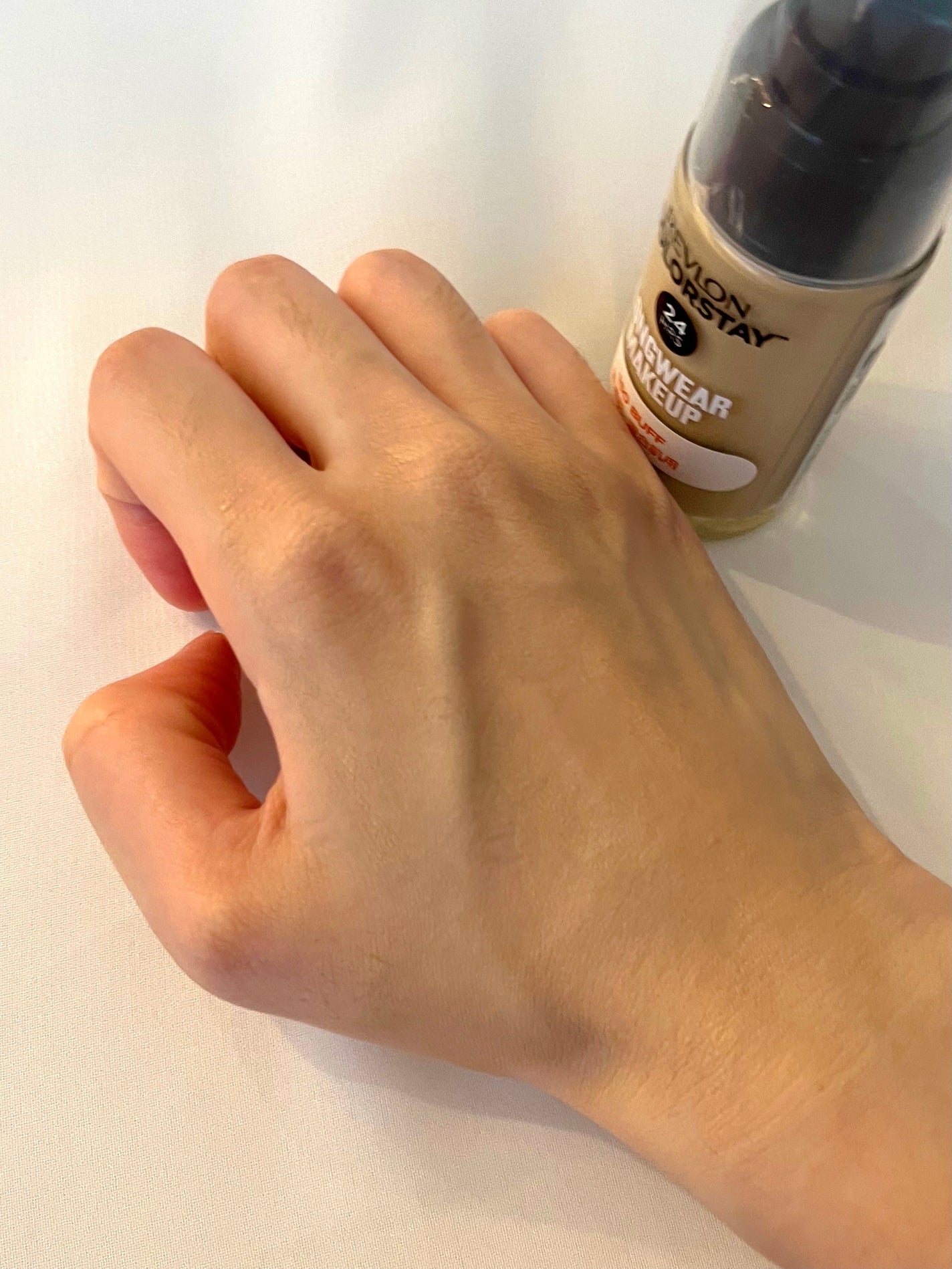 カラーステイ ロングウェア メイクアップ/REVLON/リキッドファンデーションを使ったクチコミ(3枚目)