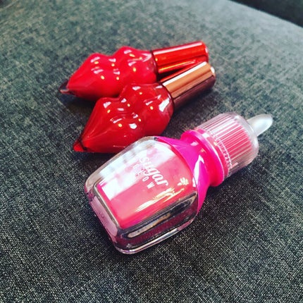 えり on LIPS 「いつか使うつもりでとっておいたけど、こんなにパキッとしたカラー..」(1枚目)