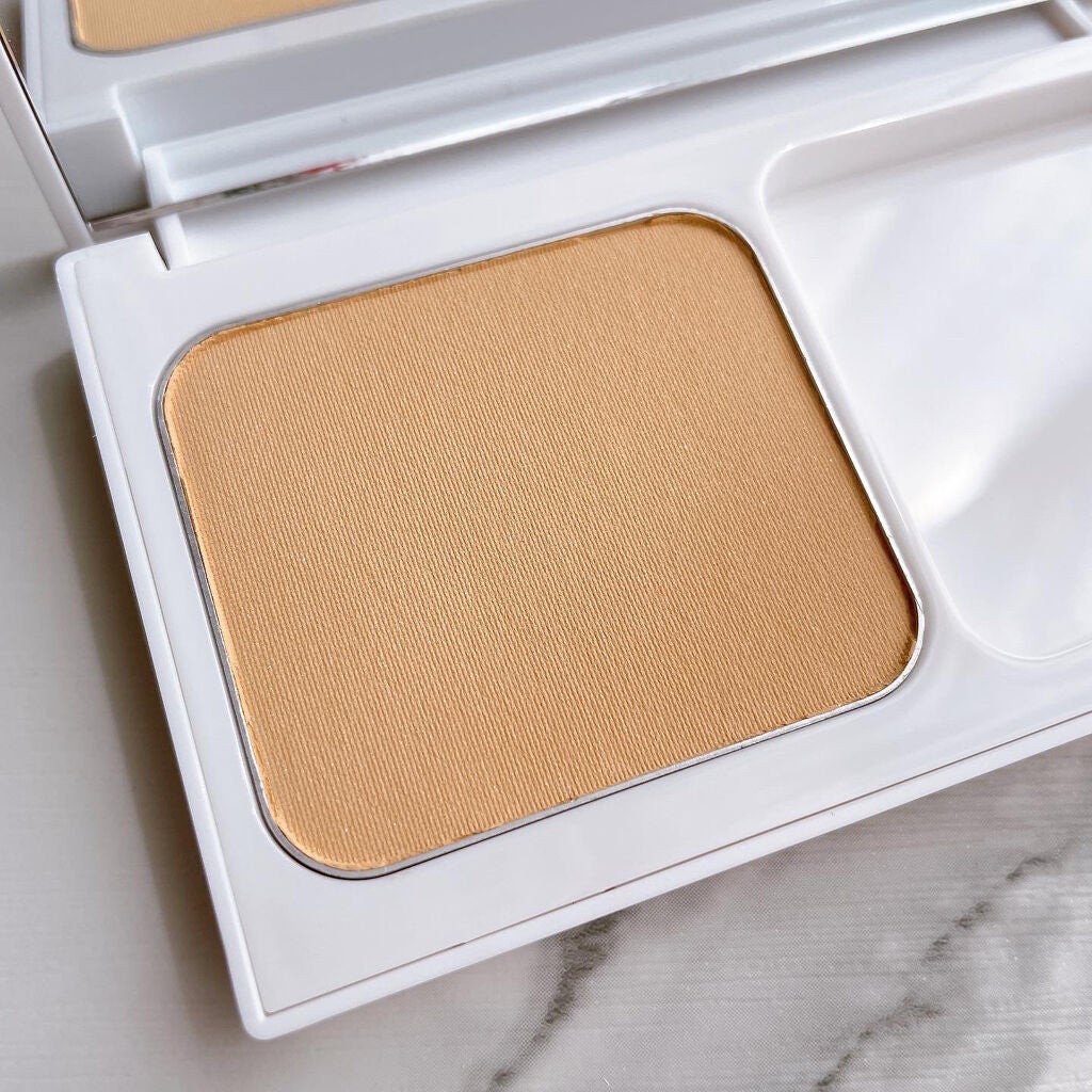 けっぴー♡フォロバ100 on LIPS 「惹きつける、透明感とツヤめき。常識を超える、至高のパウダリー。..」(2枚目)