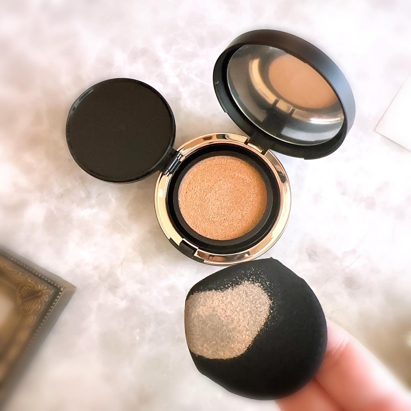 オリジナル ピュア セラム カバーアップ クッション/bareMinerals/クッションファンデーションを使ったクチコミ（3枚目）