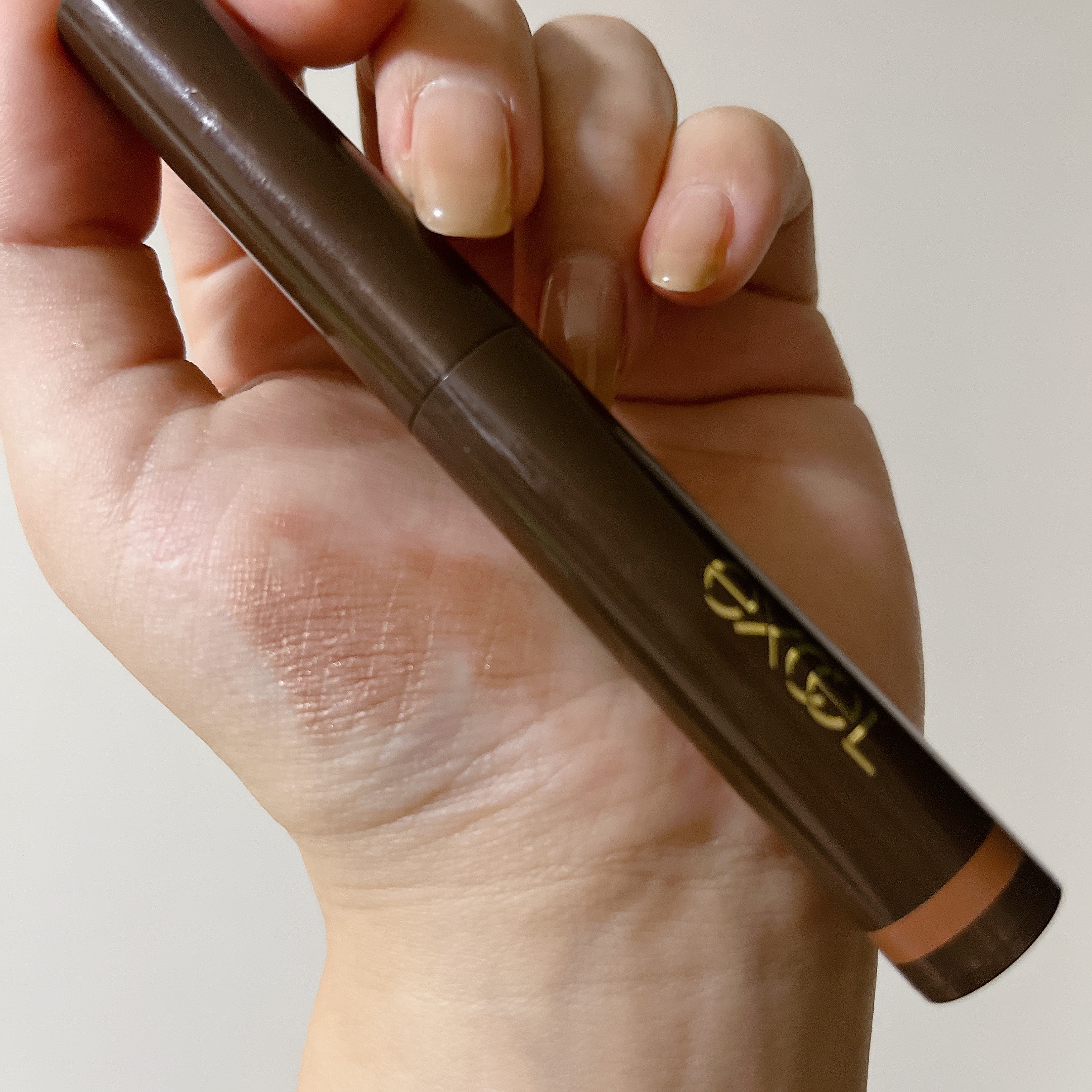 グリームオンフィットシャドウ GF05 ウッドトイ/excel/スティックアイシャドウを使ったクチコミ（2枚目）