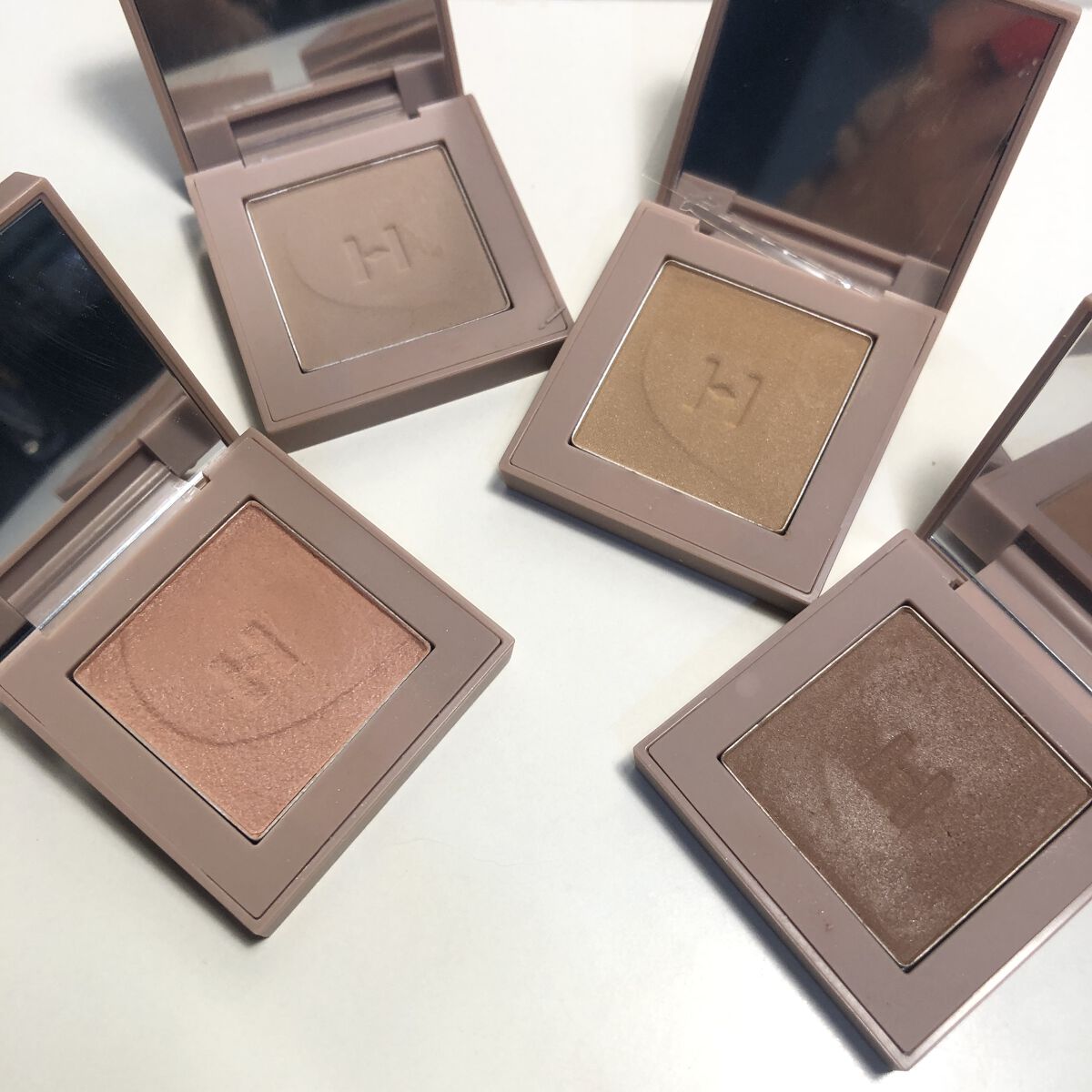 ニューデップスアイシャドウ SH001 クラッシー/hince/単色アイシャドウを使ったクチコミ（2枚目）