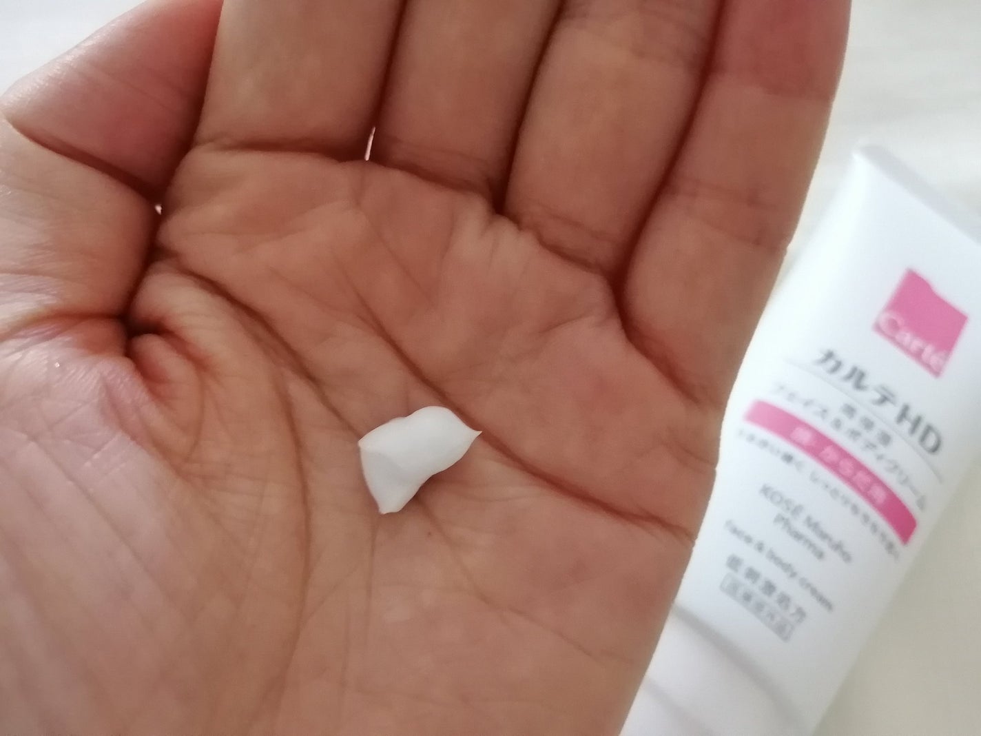 モイスチュア フェイス&ボディクリーム/カルテHD/ボディクリームを使ったクチコミ(2枚目)