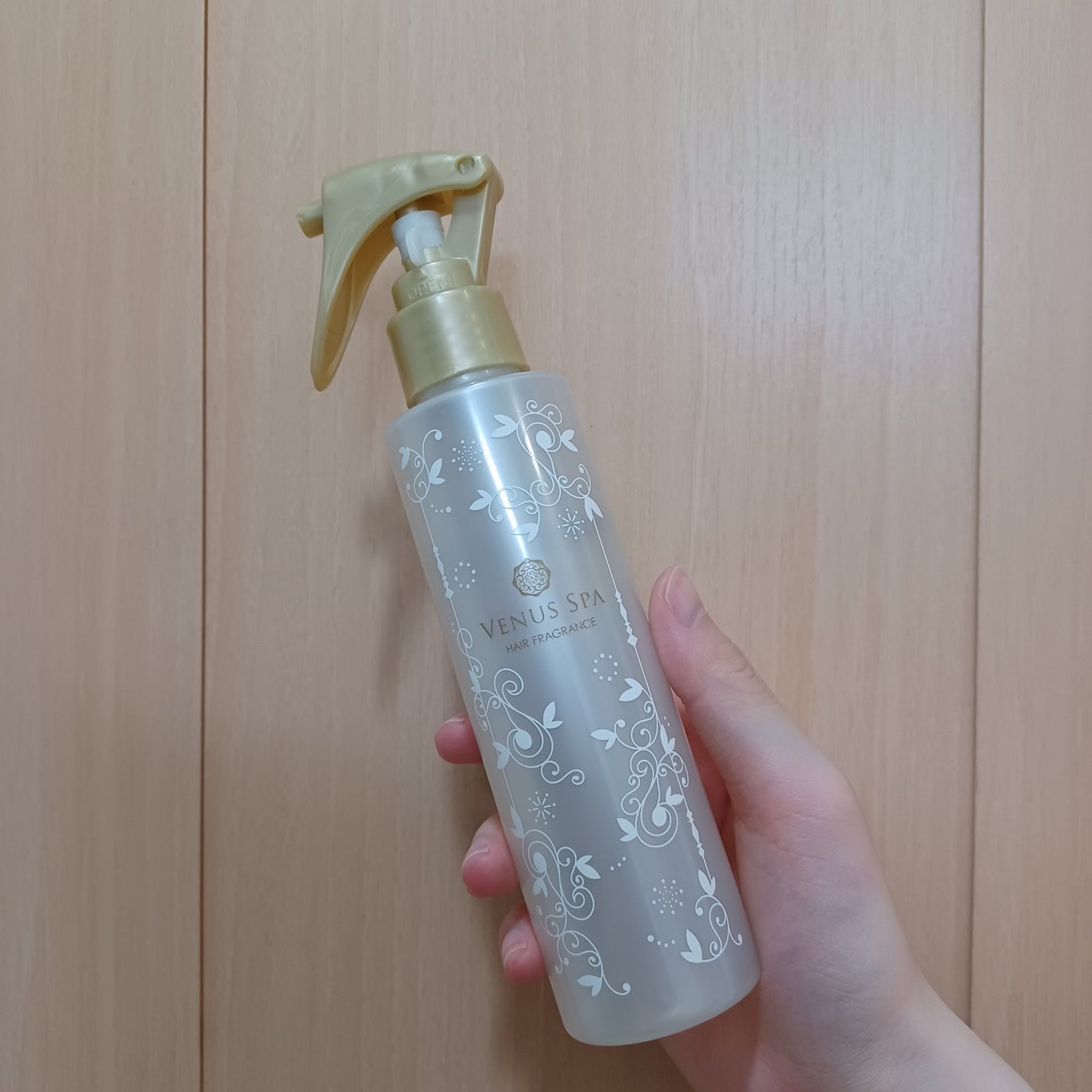 カプセルヘアフレグランス /ヴィーナススパ/ヘアミストを使ったクチコミ(1枚目)