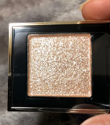 トーン タッチ アイズ/SUQQU/単色アイシャドウを使ったクチコミ(2枚目)