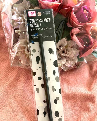 UR GLAM　DUO EYESHADOW BRUSH A（デュオアイシャドウブラシA）/U R GLAM/メイクブラシを使ったクチコミ（1枚目）