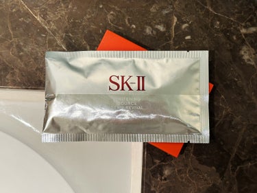 SK-II ホワイトニング ソース ダーム・リバイバル マスクのクチコミ「【SKⅡ マスク】
⁡
海のレジャーで紫外線をたくさん浴びたから　
日焼けによるシミ・ソバカス.....」（1枚目）