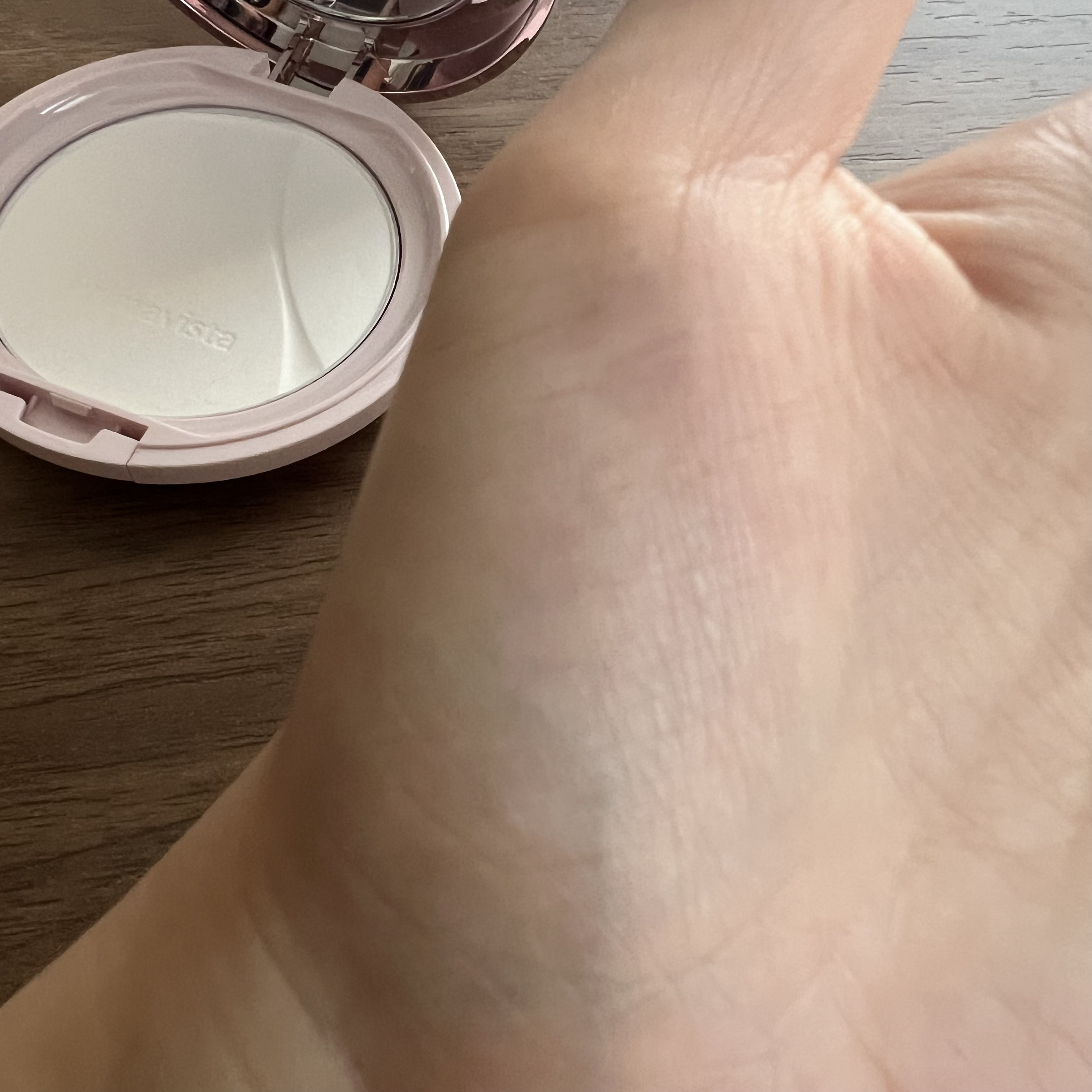 プリマヴィスタ シルキーラスティング プレスト レフィル ルーセントホワイト（レフィル）9g/プリマヴィスタ/プレストパウダーを使ったクチコミ（2枚目）