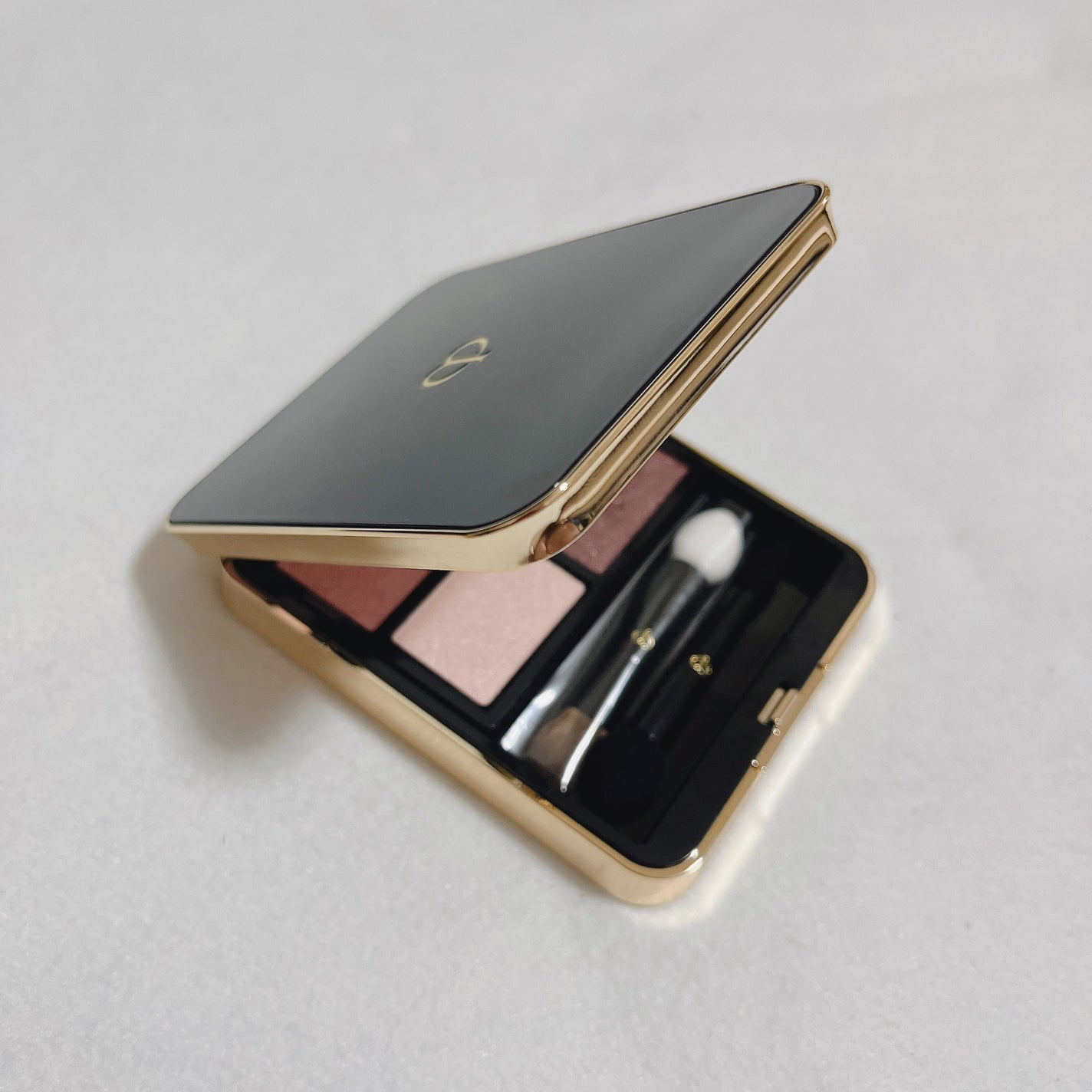 オンブルクルールクアドリ/クレ・ド・ポー ボーテ/アイシャドウパレットを使ったクチコミ(3枚目)