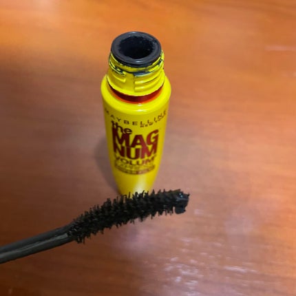 MAYBELLINE NEW YORK ボリュームエクスプレス マグナム スーパーフィルムのクチコミ「今回、紹介するのは
MAYBELLINE NEW YORK
ボリュームエクスプレス マグナム .....」(3枚目)