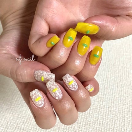 #ネイル,#ジェルネイル,#ニュアンスネイル,#キラキラネイル,#大人ネイル,#夏ネイル,#黄色ネイル,#イエローネイル,#白ネイル,#ホワイトネイル,#ぷっくりネイル,#個性派ネイル,#セルフネイルのネイルデザイン