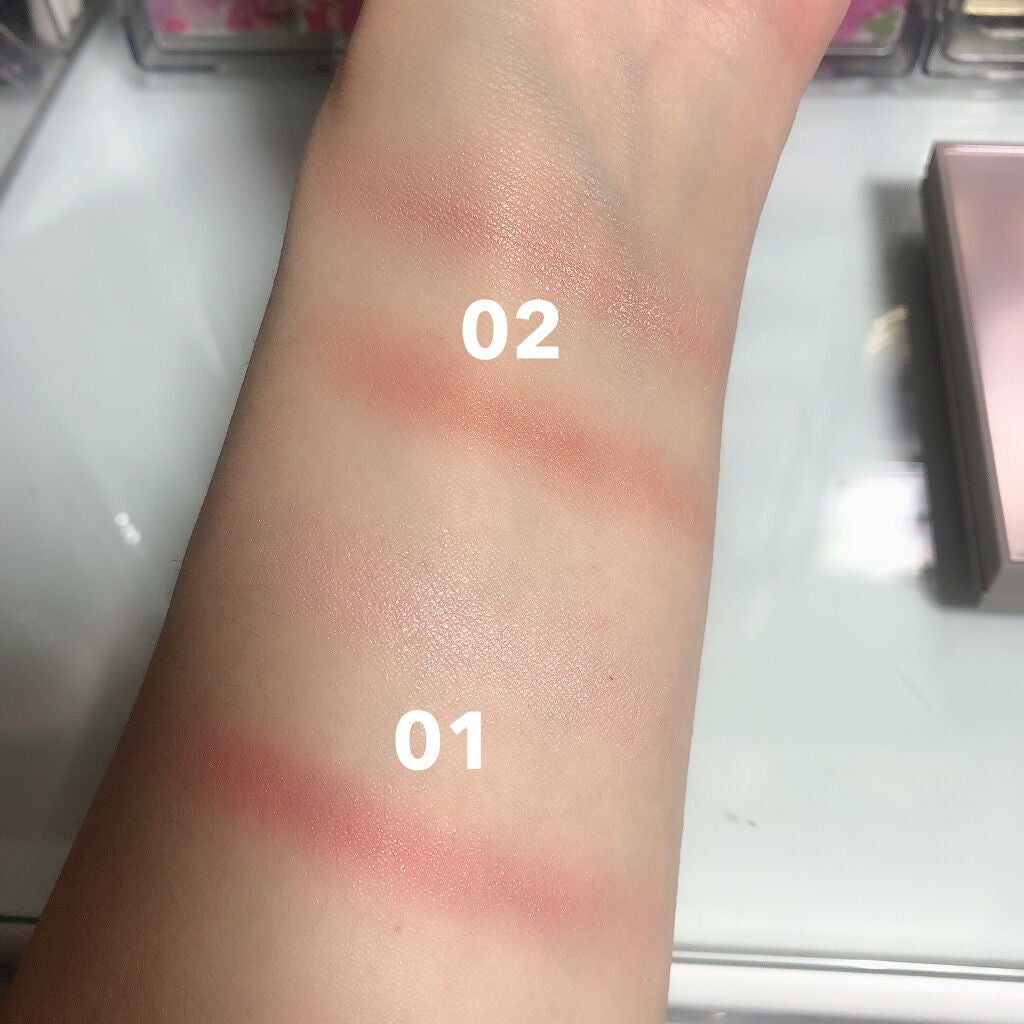 グローフリーダムパレットライジング/THREE/クリームハイライトを使ったクチコミ(3枚目)