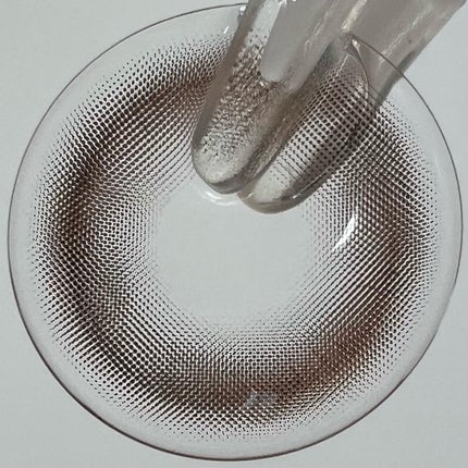 onikuchan フォロバ on LIPS 「韓国アパレル"chuu"のカラコンブランドchuuLENS。好..」(5枚目)