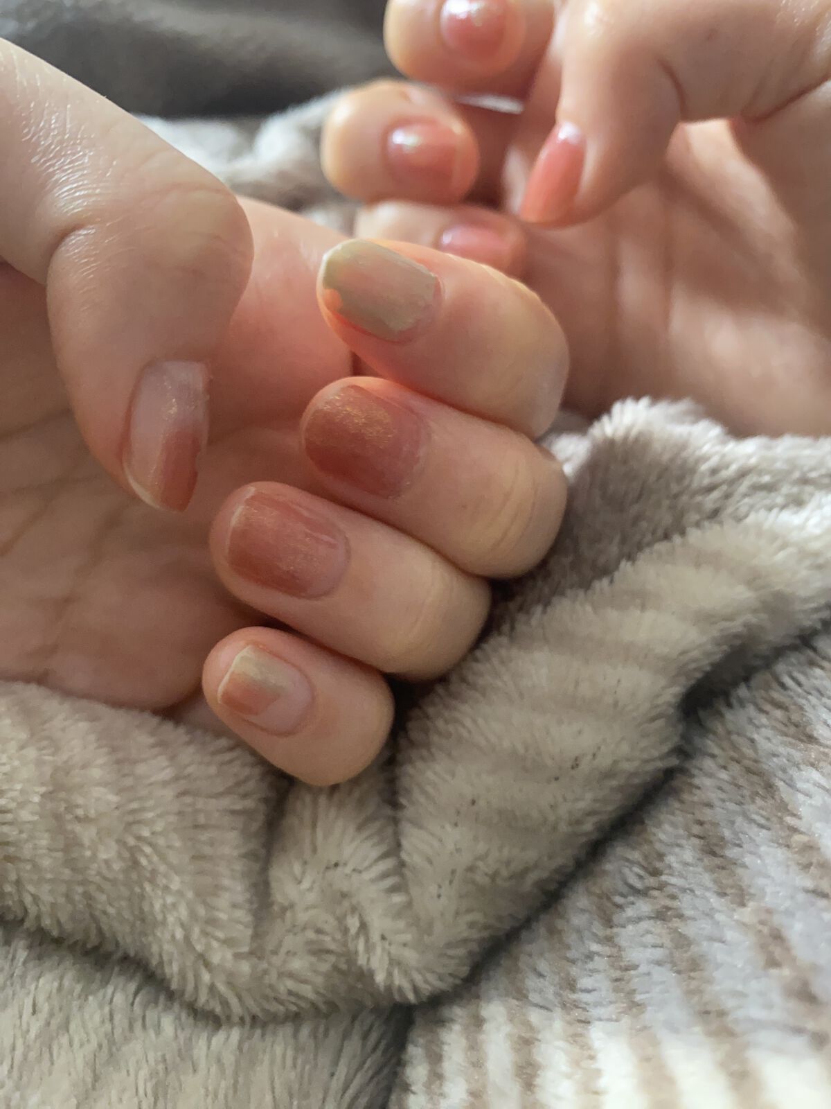 ムードペブルネイル/rom&nd/マニキュアを使ったクチコミ（2枚目）