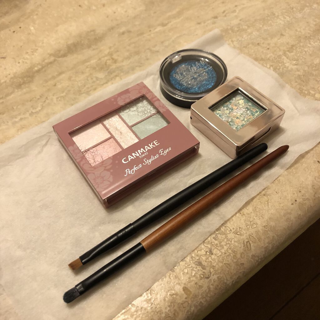 URGLAM　SPARKLE EYESHADOW 09/U R GLAM/単色アイシャドウを使ったクチコミ（2枚目）
