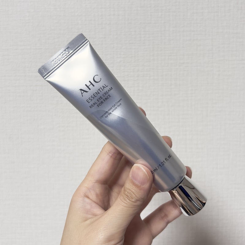 エッセンシャル リアル アイクリーム フォーフェイス/AHC/アイケア・アイクリームを使ったクチコミ(2枚目)