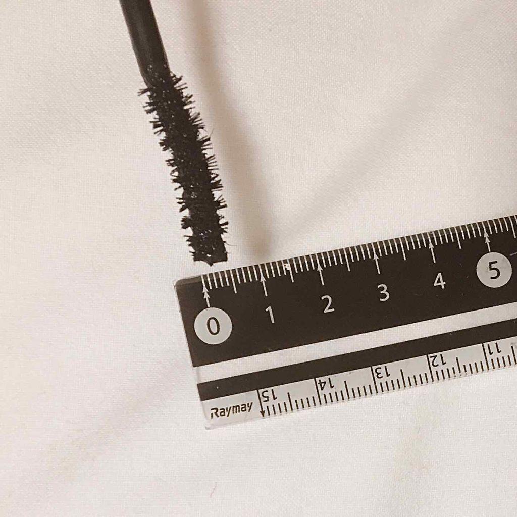 「塗るつけまつげ」上向きタイプ/デジャヴュ/マスカラを使ったクチコミ(3枚目)