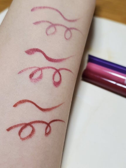 サラダdeフルーツカラーリキッドアイライナーWP 08ラズベリー/FLORTTE/リキッドアイライナーを使ったクチコミ(2枚目)