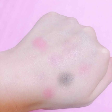 UR GLAM BLOOMING EYE COLOR PALETTE/U R GLAM/アイシャドウパレットを使ったクチコミ(3枚目)