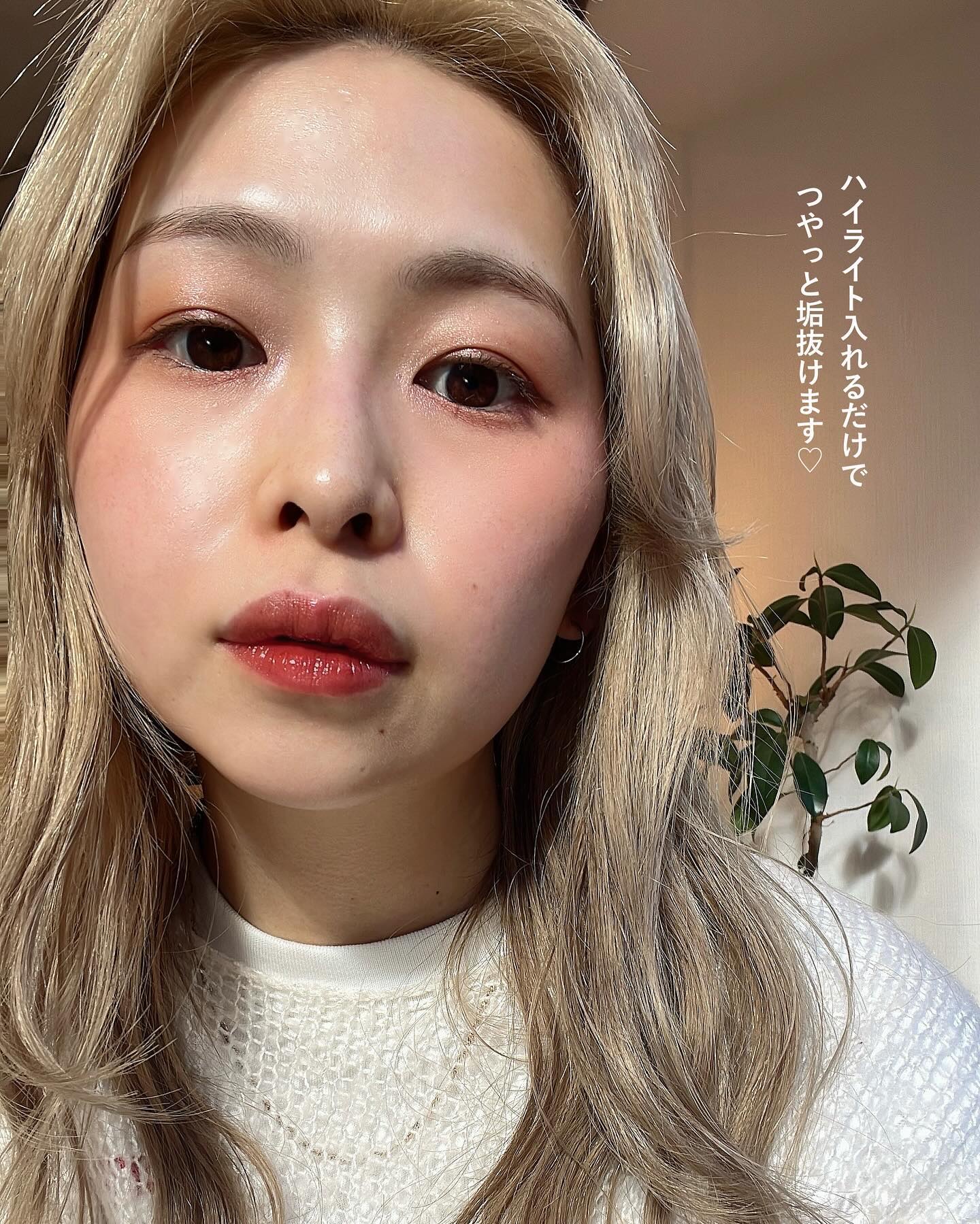 フェイスグロウカラー｜CEZANNEの口コミ - ハイライトの入れ方🫶🏻 ご