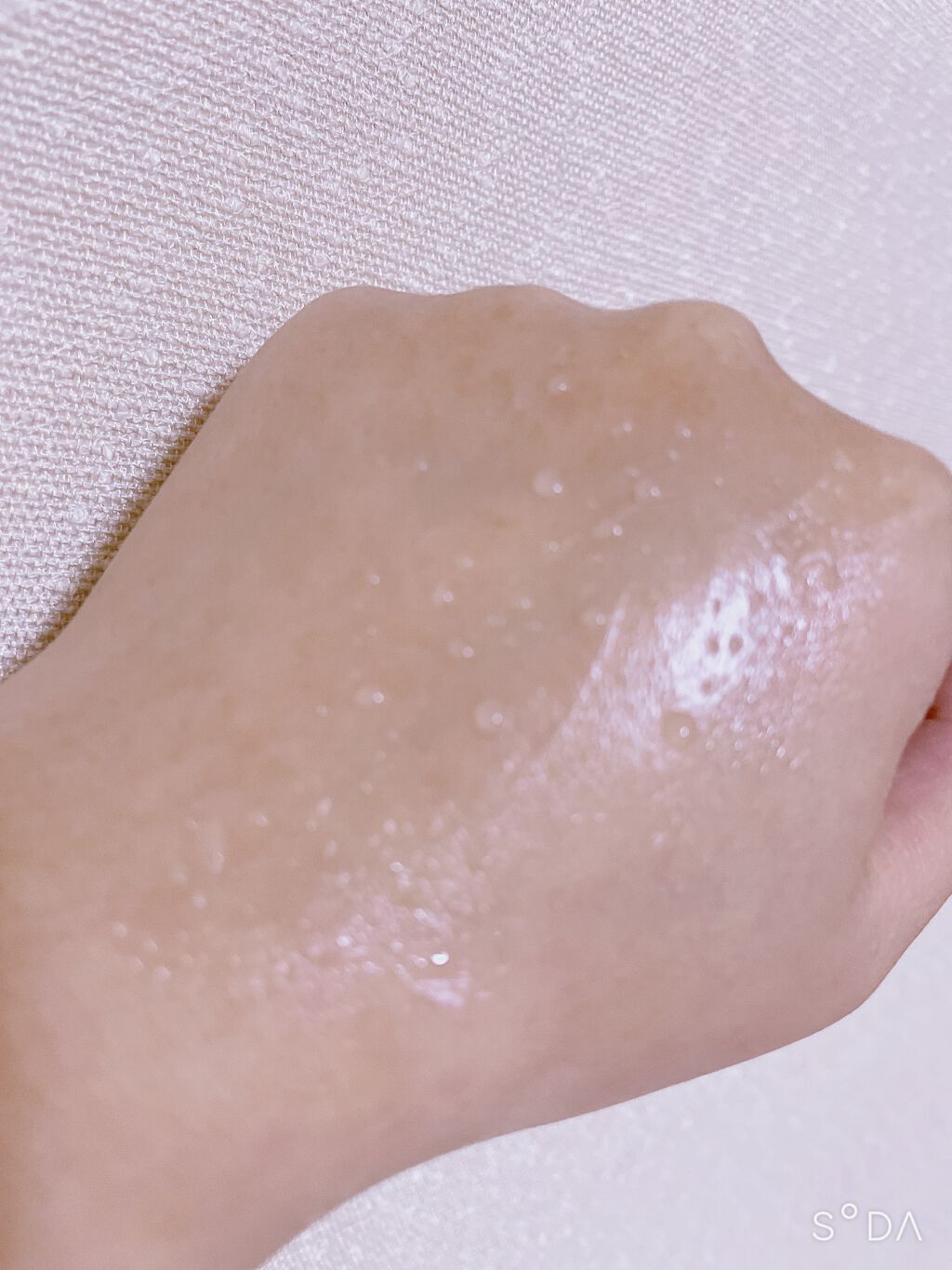 パフュームド ハンド ライトエッセンス/the SAEM/ハンドクリームを使ったクチコミ(4枚目)