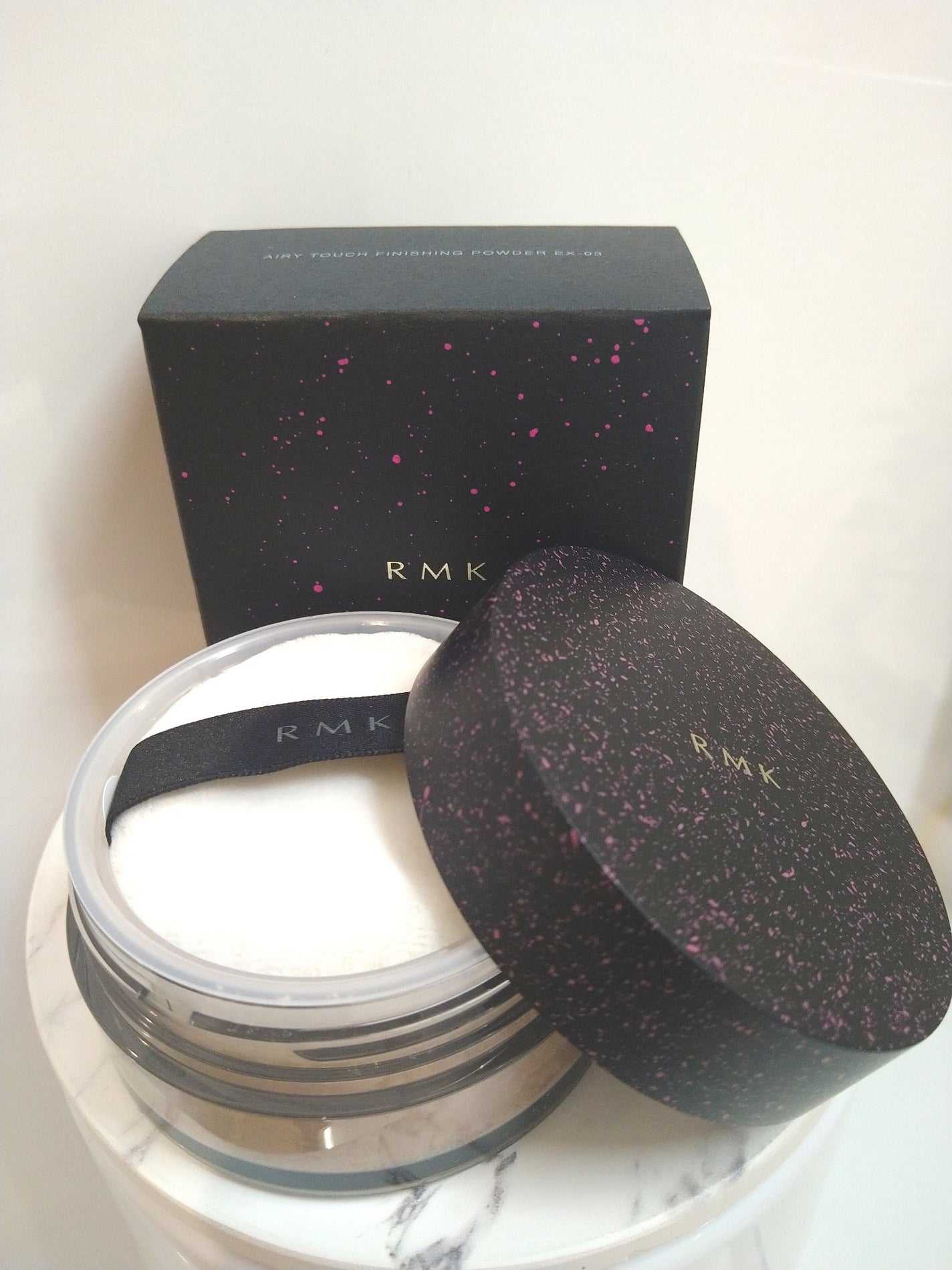 エアリータッチ フィニッシングパウダー /RMK/ルースパウダーを使ったクチコミ(3枚目)