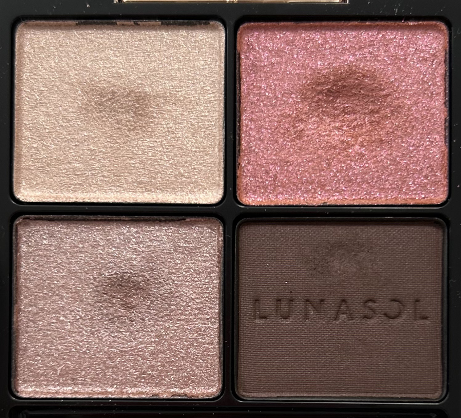 アイカラーレーション 02 Deep Rose Quartz/LUNASOL/アイシャドウパレットを使ったクチコミ（3枚目）