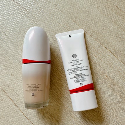 エッセンス スキングロウ ファンデーション/SHISEIDO/リキッドファンデーションを使ったクチコミ(2枚目)