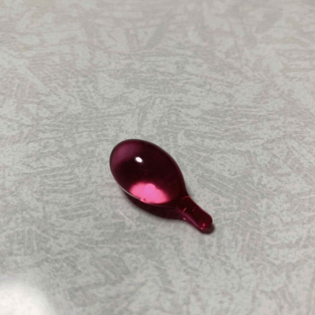 ヘアビタミン ピンク（ダメージケア）/Sasha/ヘアオイルを使ったクチコミ（3枚目）