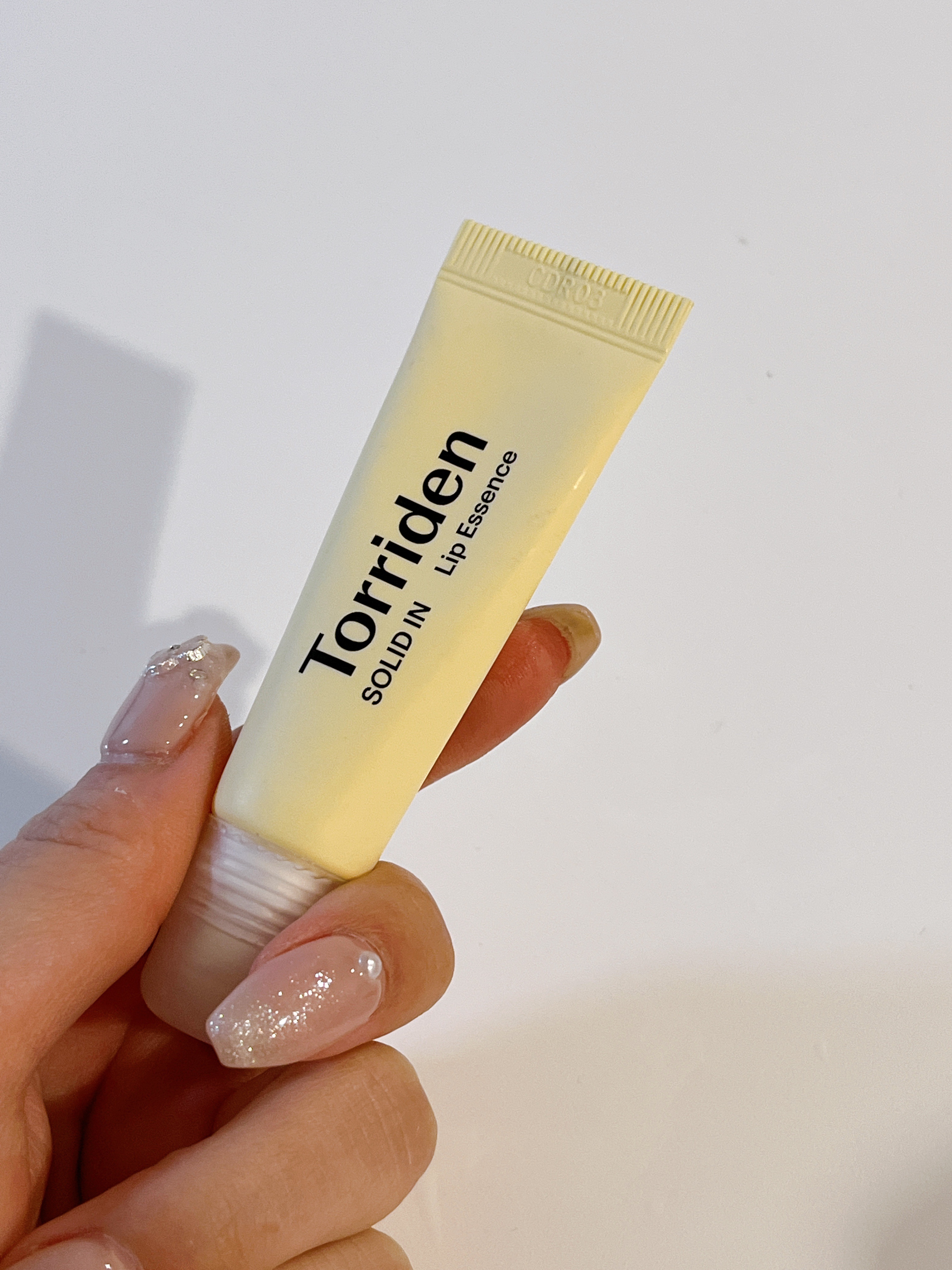 ソリッドイン リップエッセンス/Torriden/リップ美容液を使ったクチコミ（2枚目）