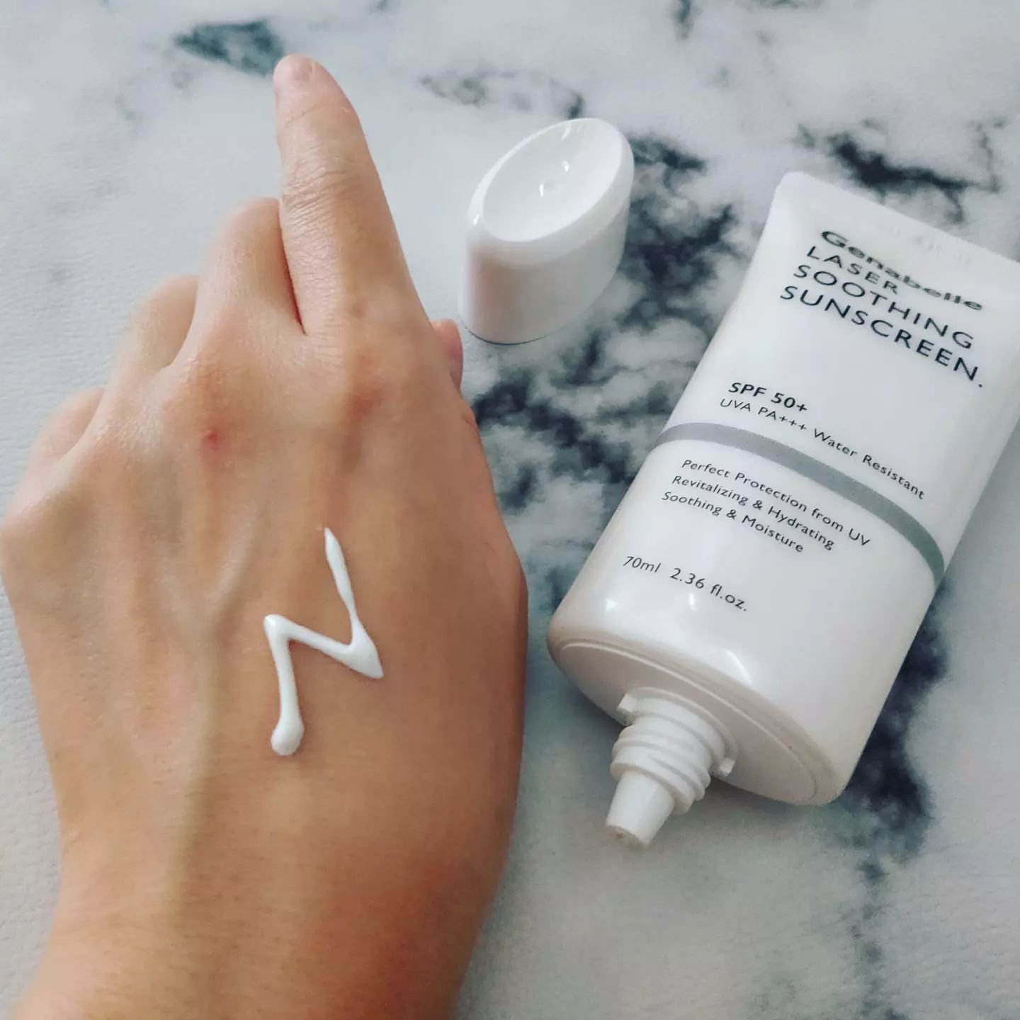 レーザースージングサンスクリーン/Genabelle/日焼け止めクリームを使ったクチコミ（3枚目）