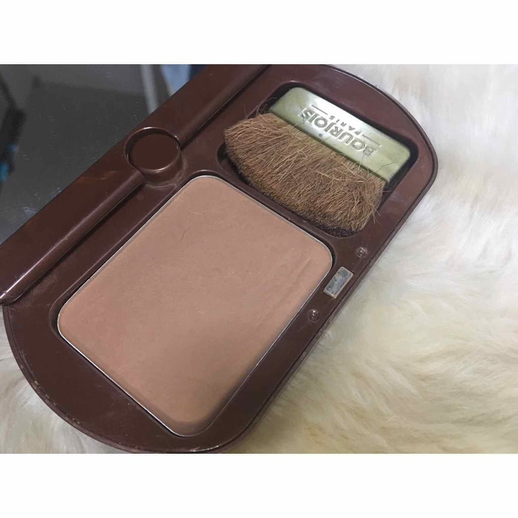 デリス ドゥ ソレイユ/BOURJOIS/プレストパウダーを使ったクチコミ（2枚目）