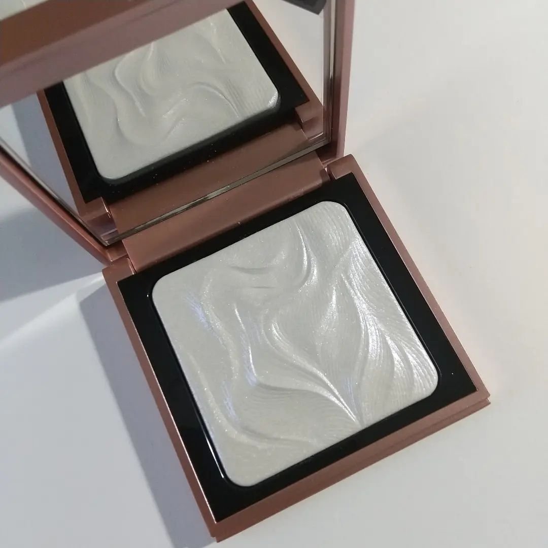 エクストラ リップ ティント 619 ベアラズベリー/BOBBI BROWN/リップティントを使ったクチコミ（2枚目）