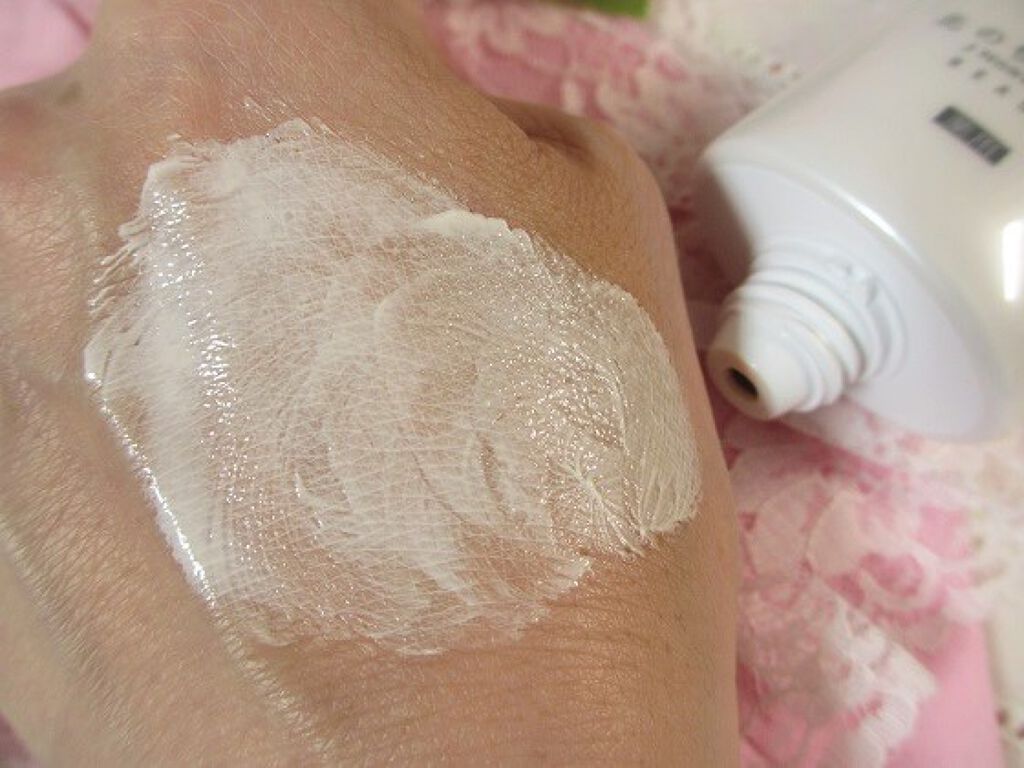 みとらんのクチコミ「歳を重ねていくと、やっぱり乾燥や毛穴以外に気になる箇所が増えてきますね・・・・。
私ももう4.....」（2枚目）