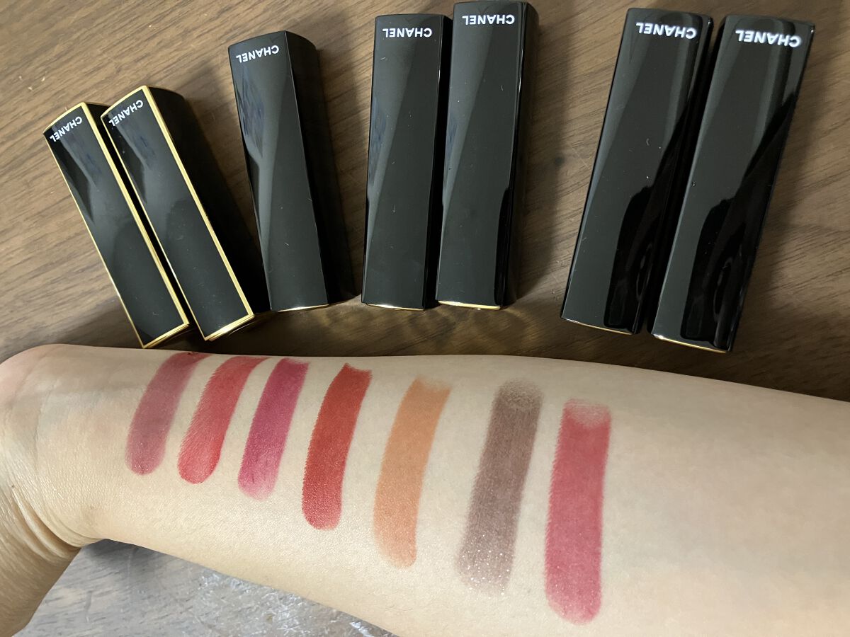 ルージュ アリュール ヴェルヴェット 138 ルージュ ヴィ ラディアント［コメット］/CHANEL/口紅を使ったクチコミ（2枚目）