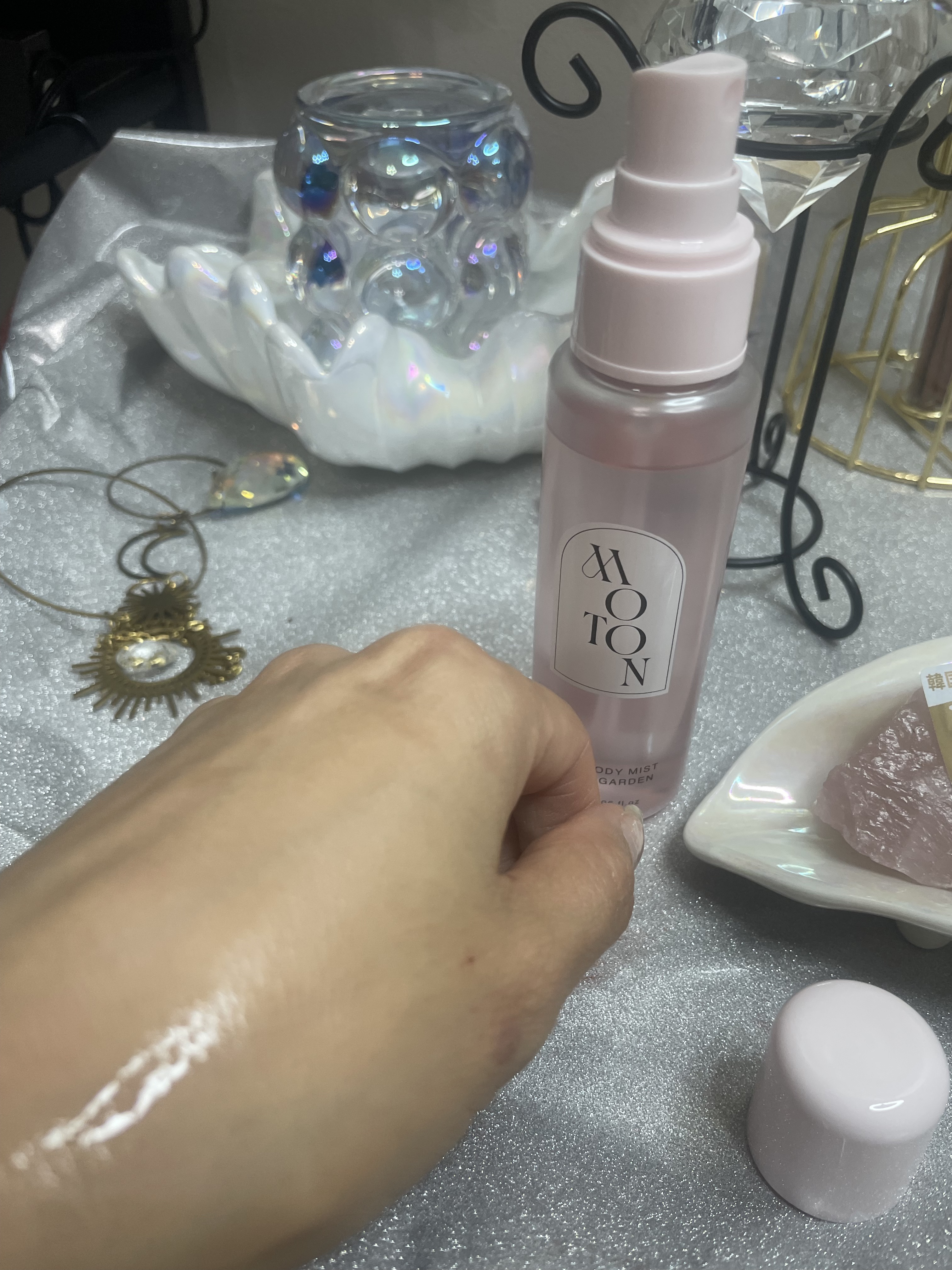 MOTON ヘア&ボディミスト フラワーガーデン/MOTON/香水(レディース)を使ったクチコミ（3枚目）